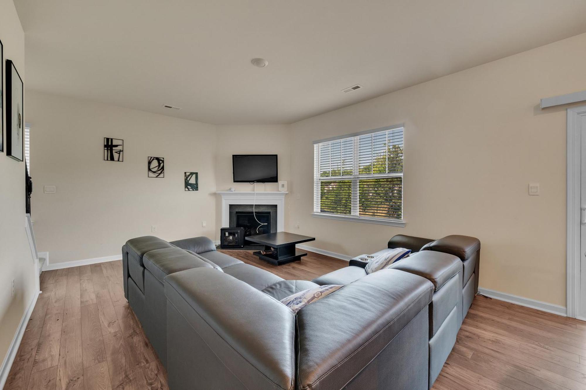 Beautifull House Near Airport Villa Charlotte Exterior photo
